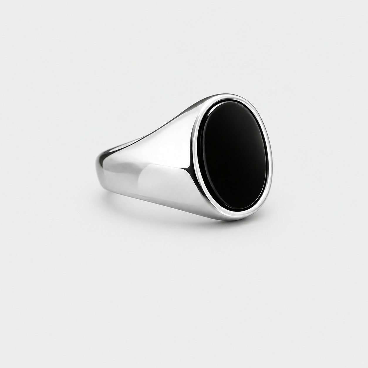 Anillo de Sello con Piedra Negra
