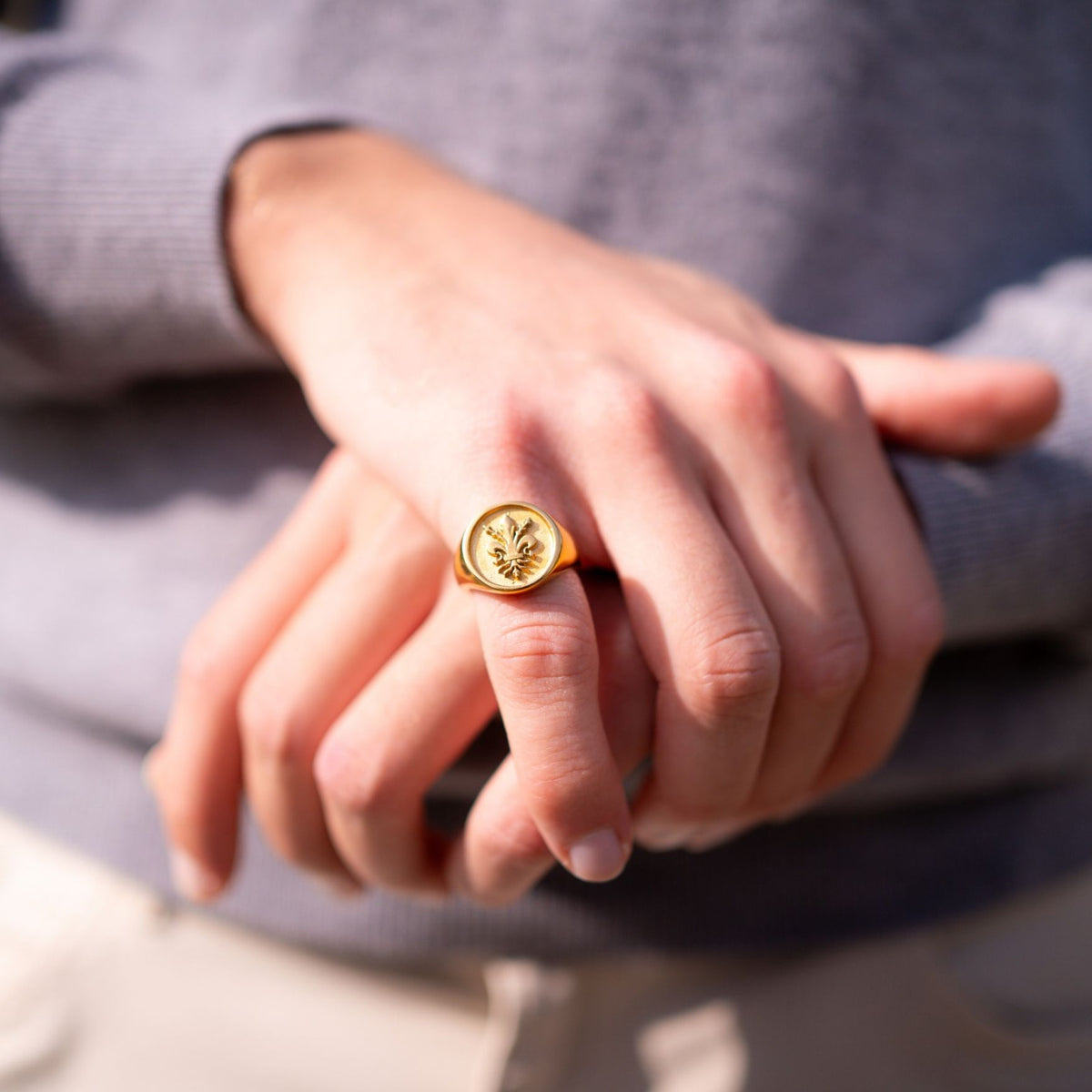 Fleur-de-Lis Signet Ring